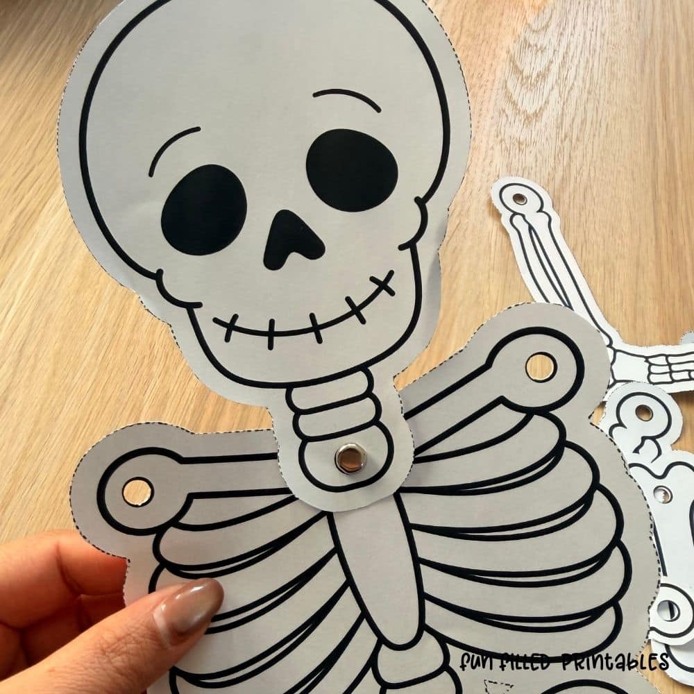 moving skeleton craft